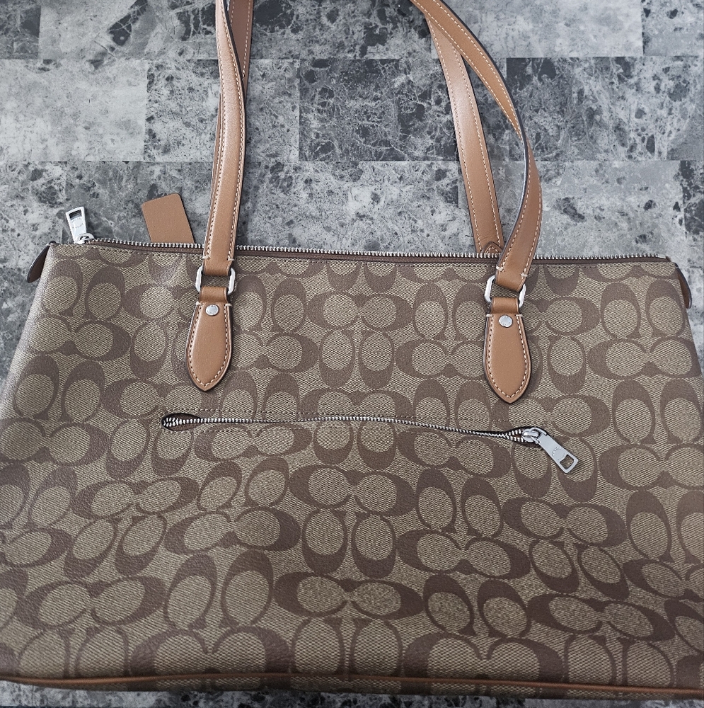 Coach Tote Bag - Picture 2 of 4